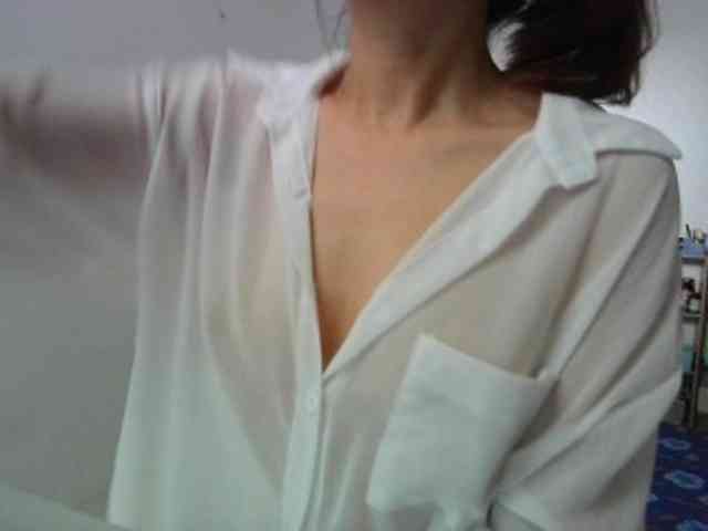 SKINNY-SINGLE webcam