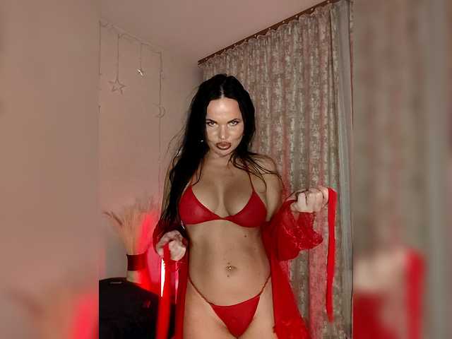 Kirakedi's BongaCams show and profile