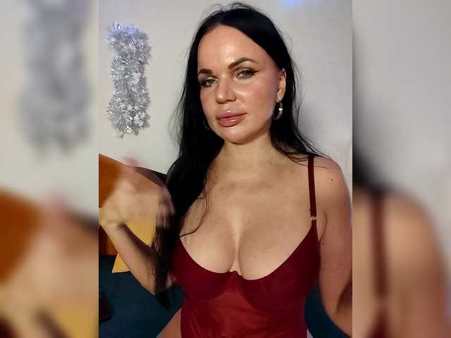 Kirakedi's BongaCams show and profile