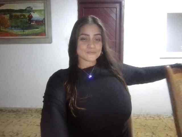 kitybigboobsxx webcam