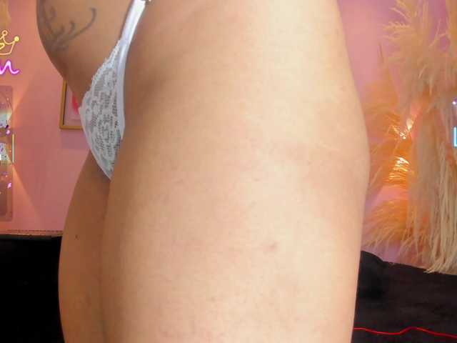 SunnyGilmore's BongaCams show and profile