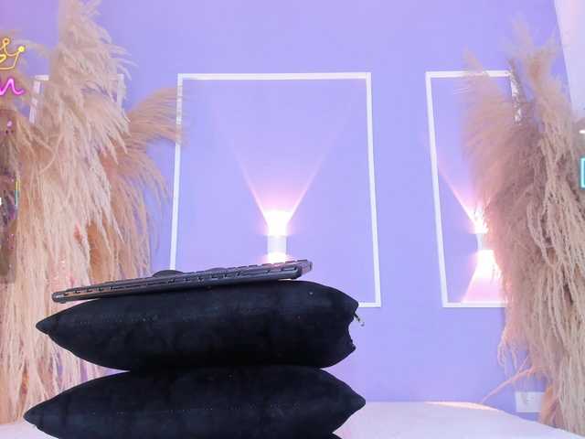 SunnyGilmore's BongaCams show and profile