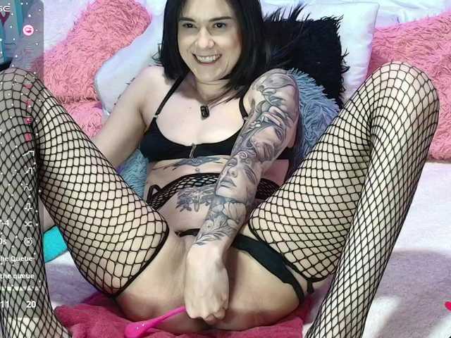  Hannahot69 chat room