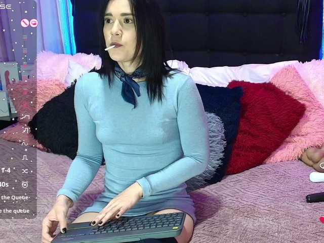 Hannahot69's BongaCams show and profile