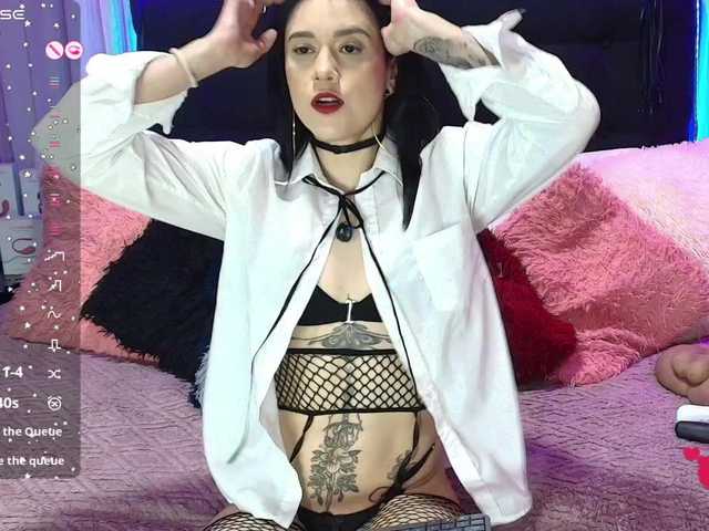 Hannahot69's BongaCams show and profile