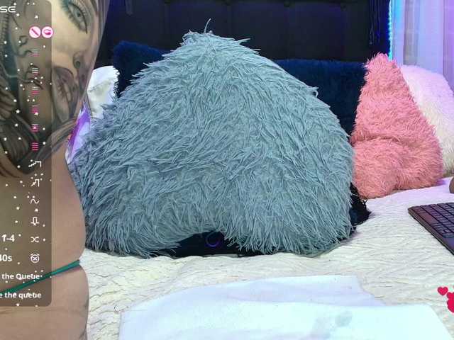 Hannahot69's BongaCams show and profile