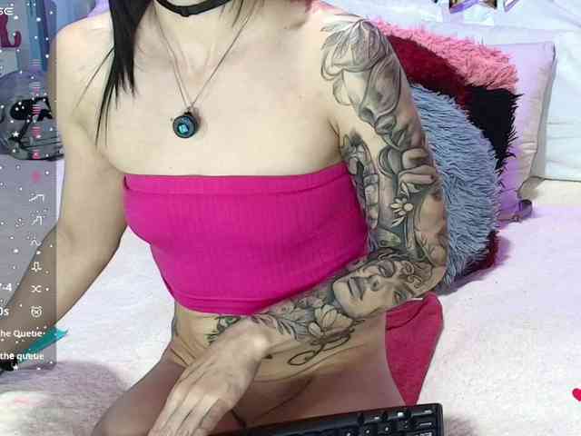Hannahot69 webcam