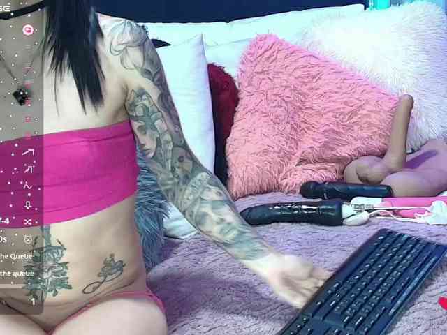 Hannahot69 webcam