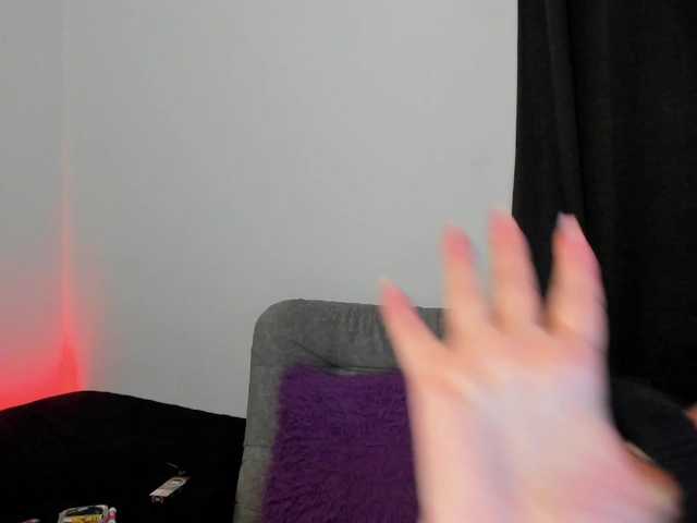 Liily-moore's BongaCams show and profile