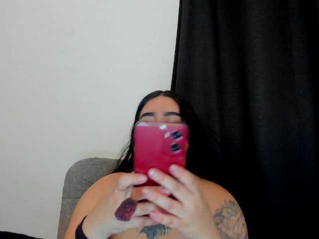 Liily-moore's BongaCams show and profile