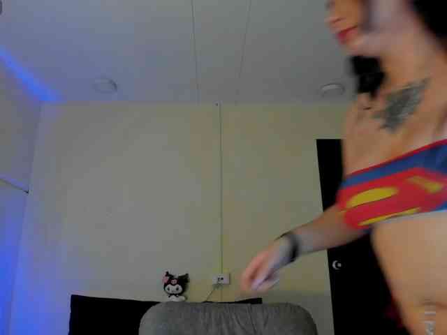Liily-moore webcam