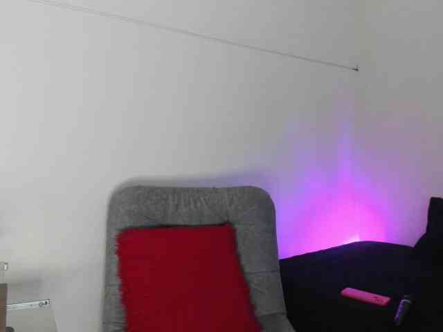 Liily-moore webcam
