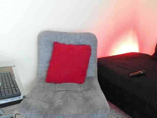Liily-moore webcam