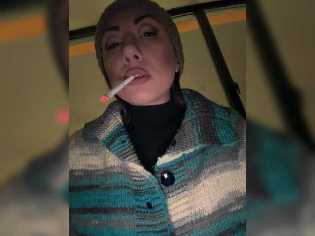 kitana-mk1's BongaCams show and profile