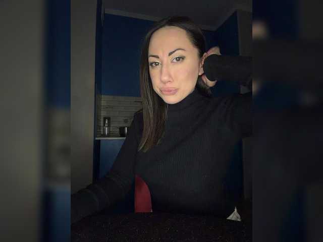 kitana-mk1's BongaCams show and profile