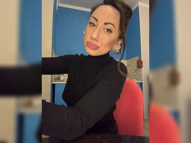 kitana-mk1's BongaCams show and profile