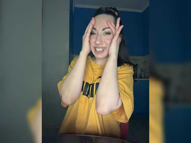 kitana-mk1's BongaCams show and profile