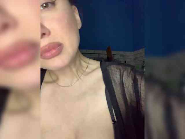 Kitana_mk webcam