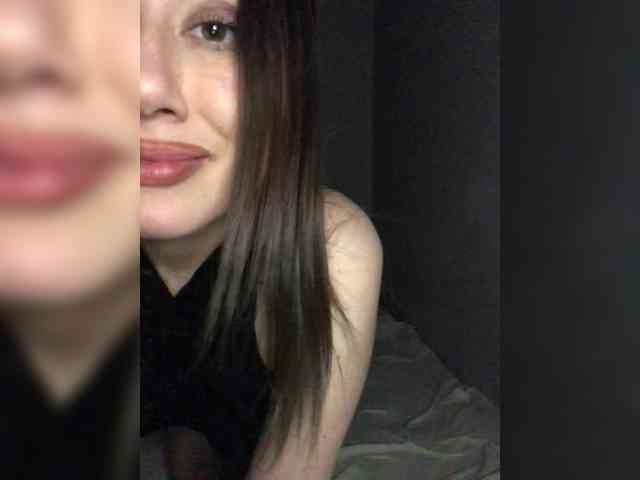 Kitana_mk webcam