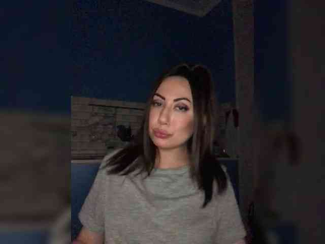 Kitana_mk webcam
