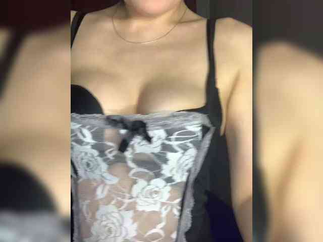 Kitana_mk webcam