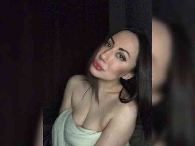 kitana-mk1 Live Webcam on BongaCams