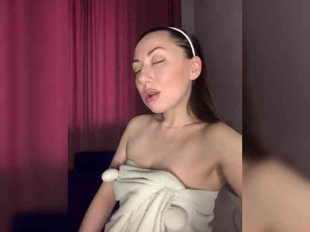 kitana-mk1 Live Webcam on BongaCams