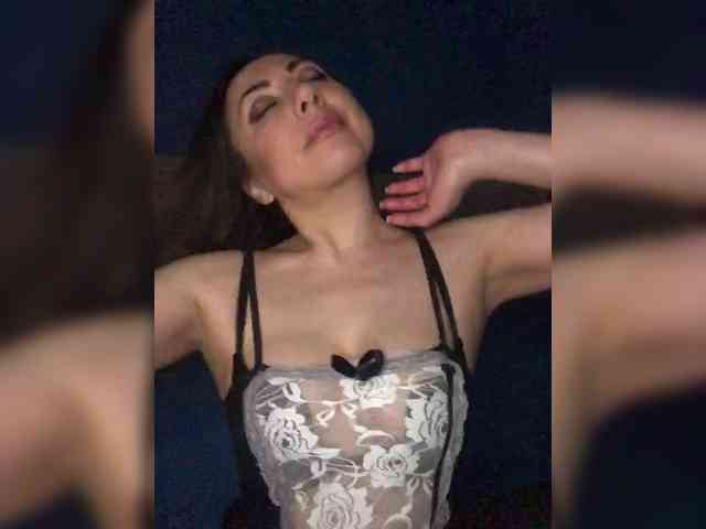 Kitana_mk webcam