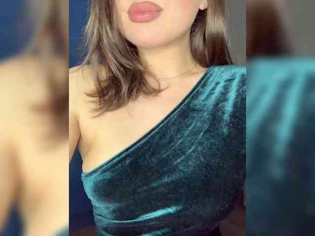 Kitana_mk webcam