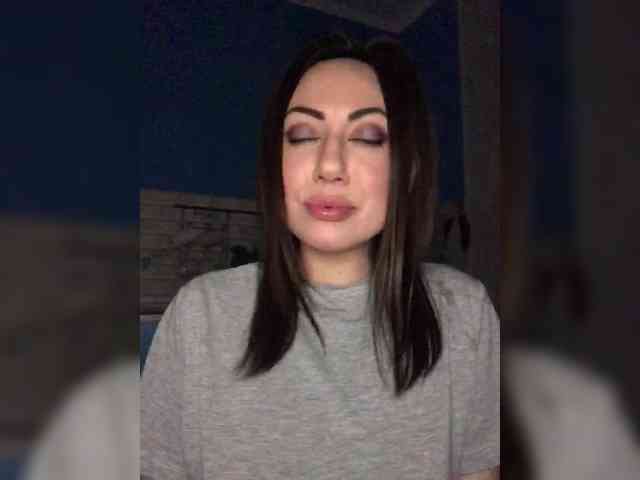 Kitana_mk webcam