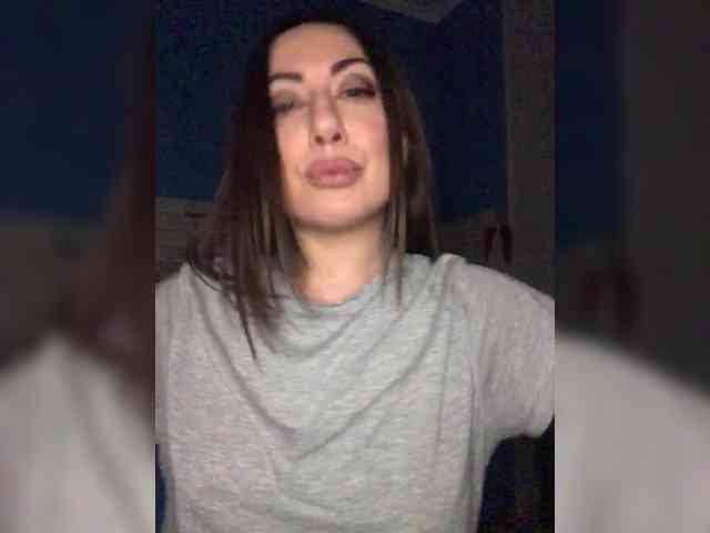 Kitana_mk webcam