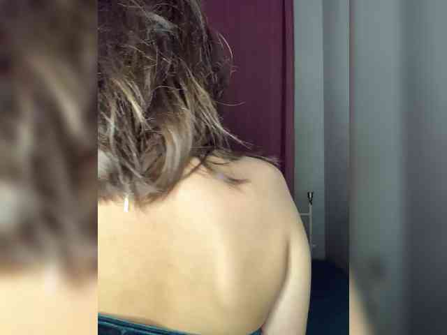 Kitana_mk webcam