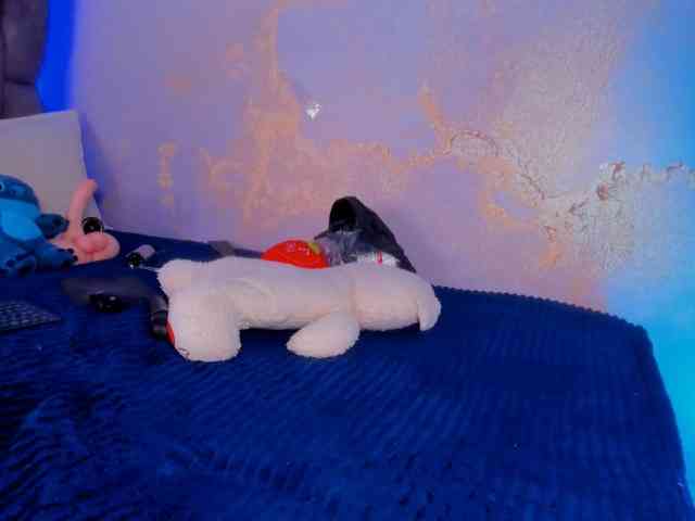 camilawhitee camilawhitee