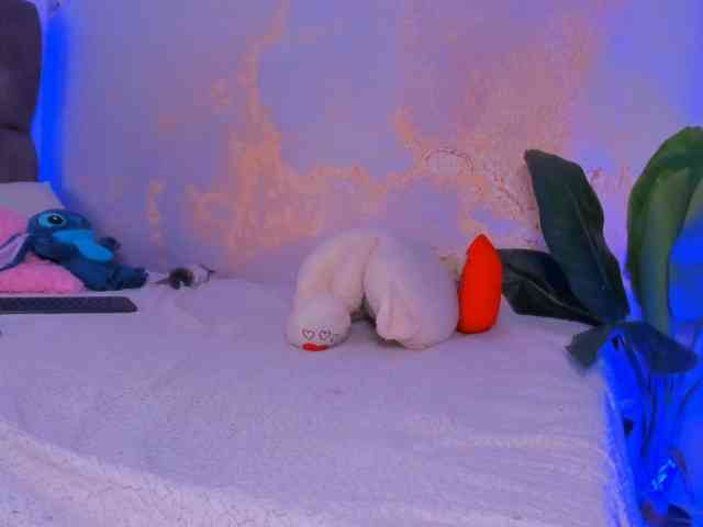 camilawhitee camilawhitee