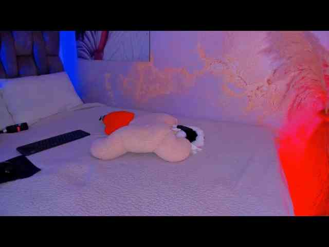 camilawhitee webcam