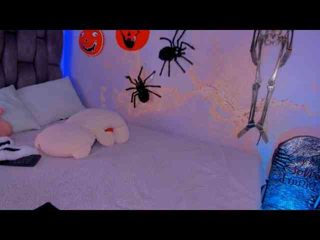 camilawhitee webcam