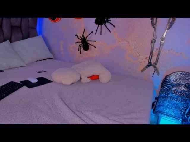 camilawhitee webcam