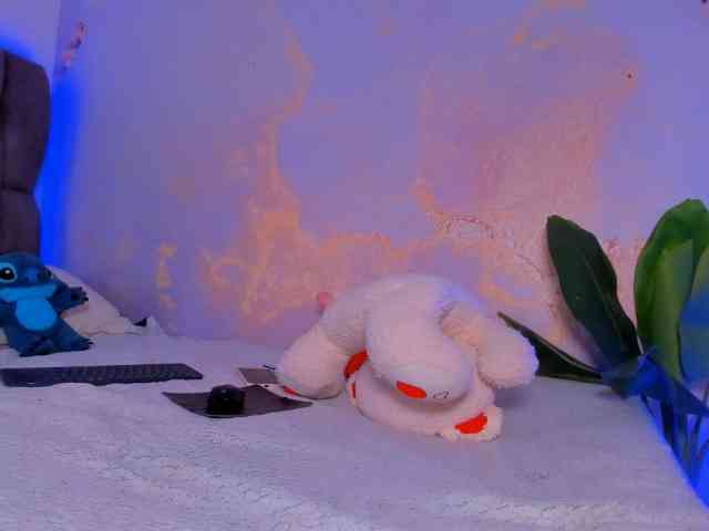 camilawhitee camilawhitee