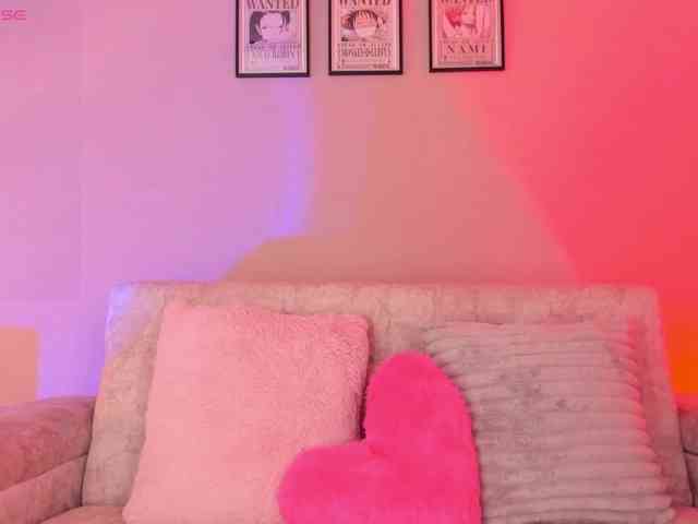 LaurenSofia webcam