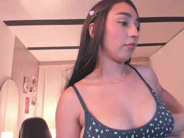 LaurenSofia webcam