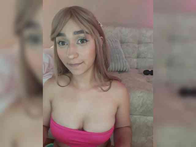 sofiicutte Live Webcam on BongaCams