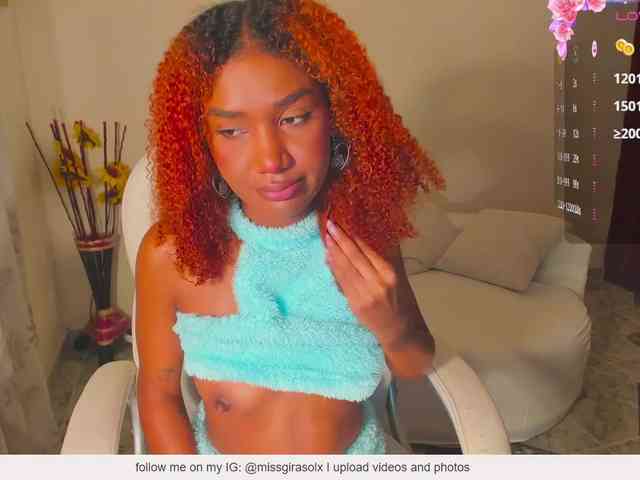 AlishaSummer webcam