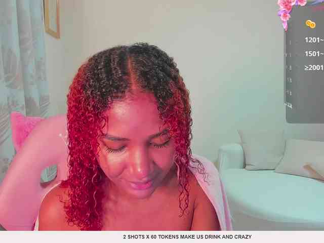 AlishaSummer webcam