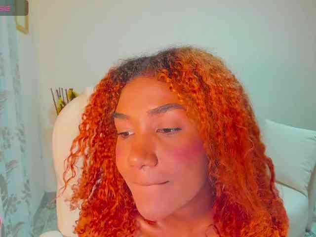 AlishaSummer webcam