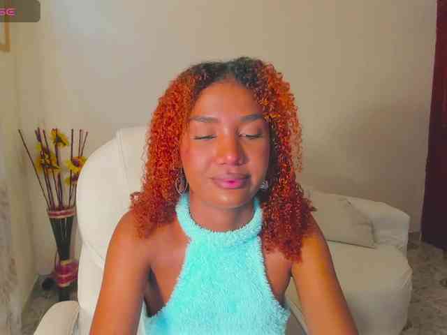 AlishaSummer webcam