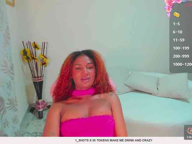 AlishaSummer webcam