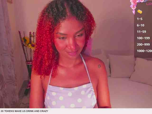 AlishaSummer webcam