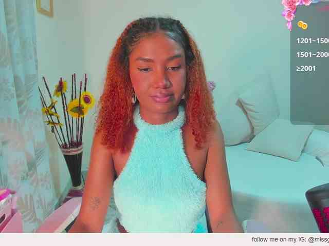 AlishaSummer webcam