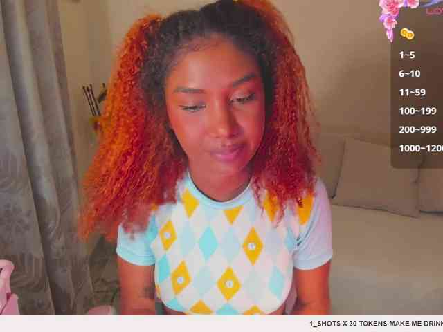 AlishaSummer webcam