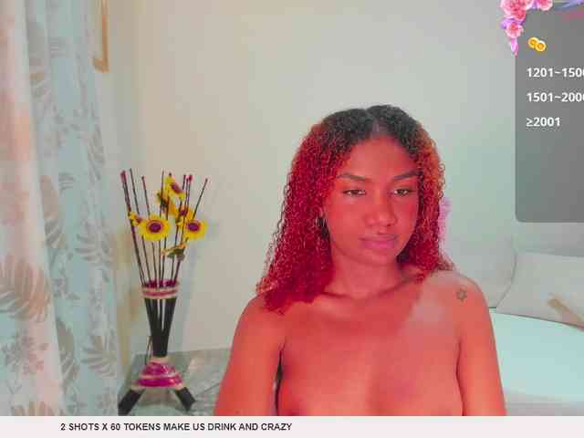 AlishaSummer webcam
